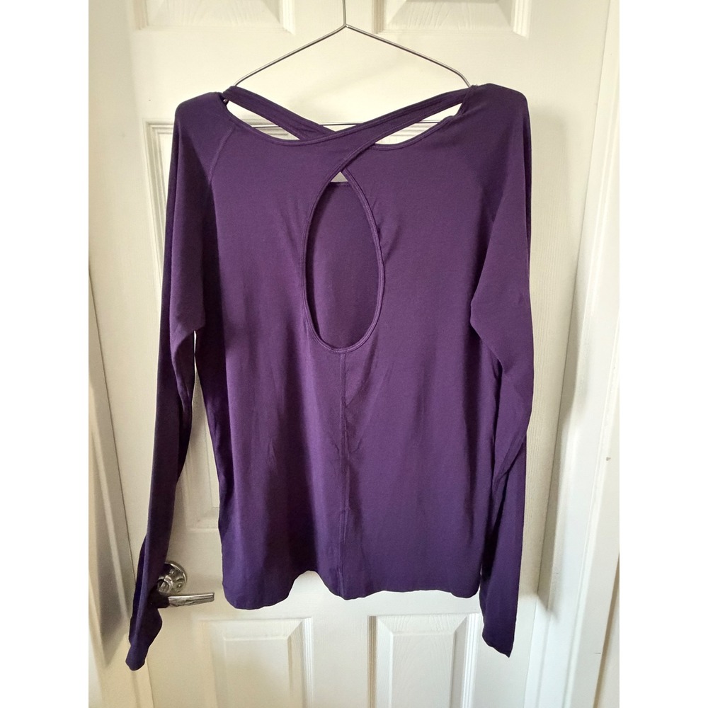 Under Armour HeatGear Long Sleeve Open Back Training Top Purple Womens Large - Picture 3 of 4